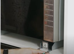 Закрепить микроволновой печи в шкаф поможет Отличный мастер Подключить микроволновку мануал фото